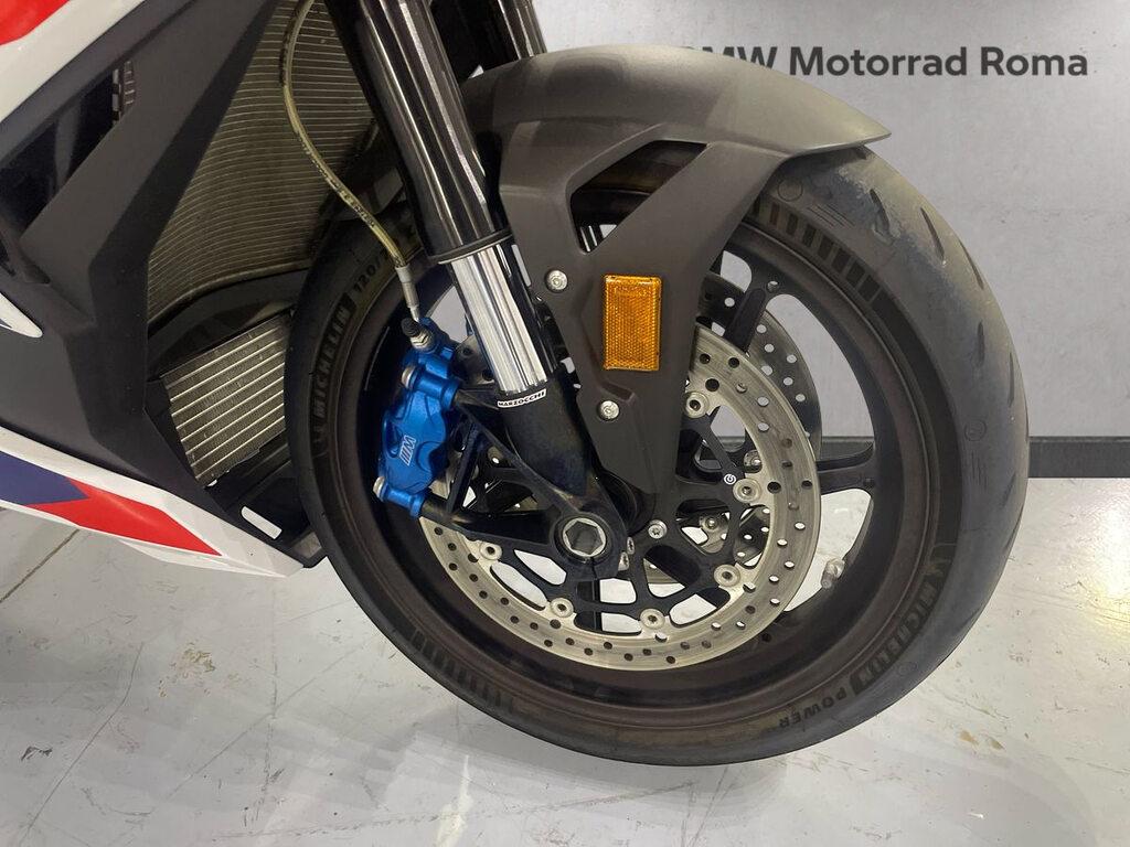 M 1000 R