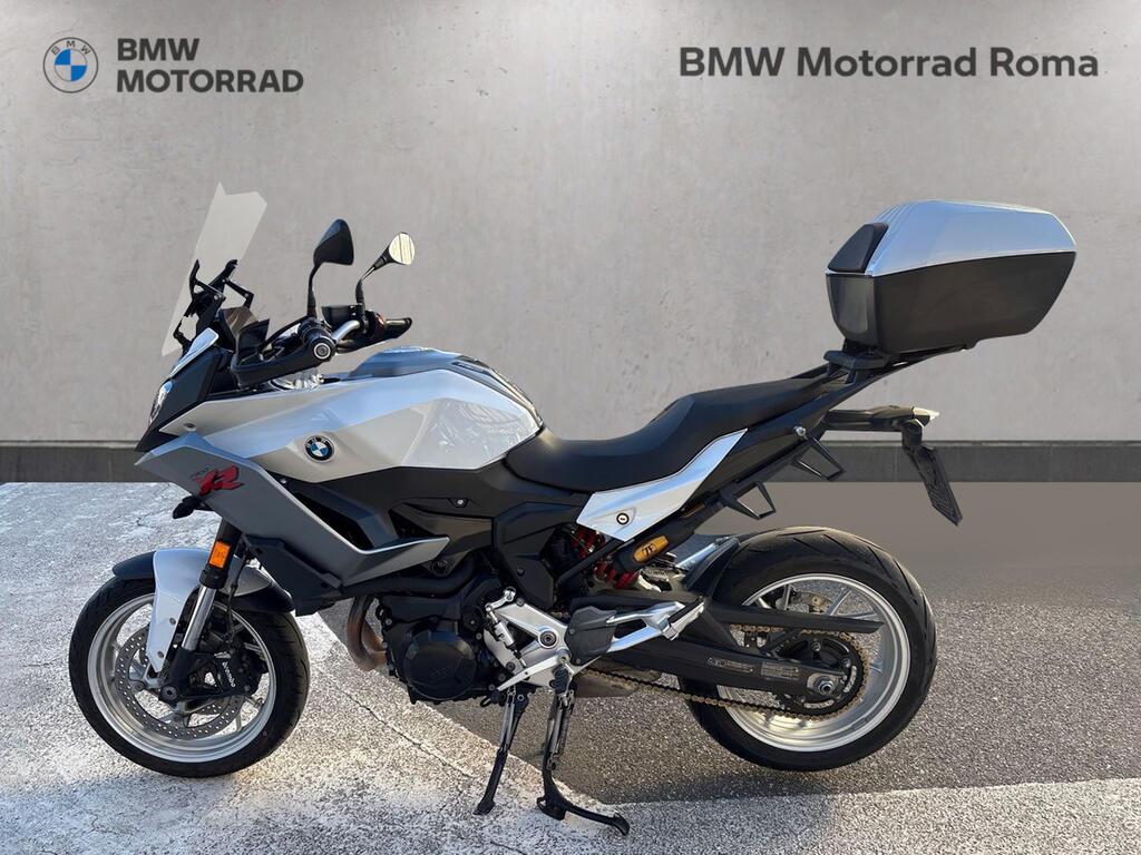 F 900 XR