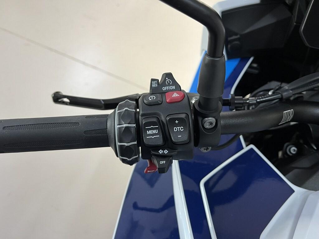 M 1000 XR