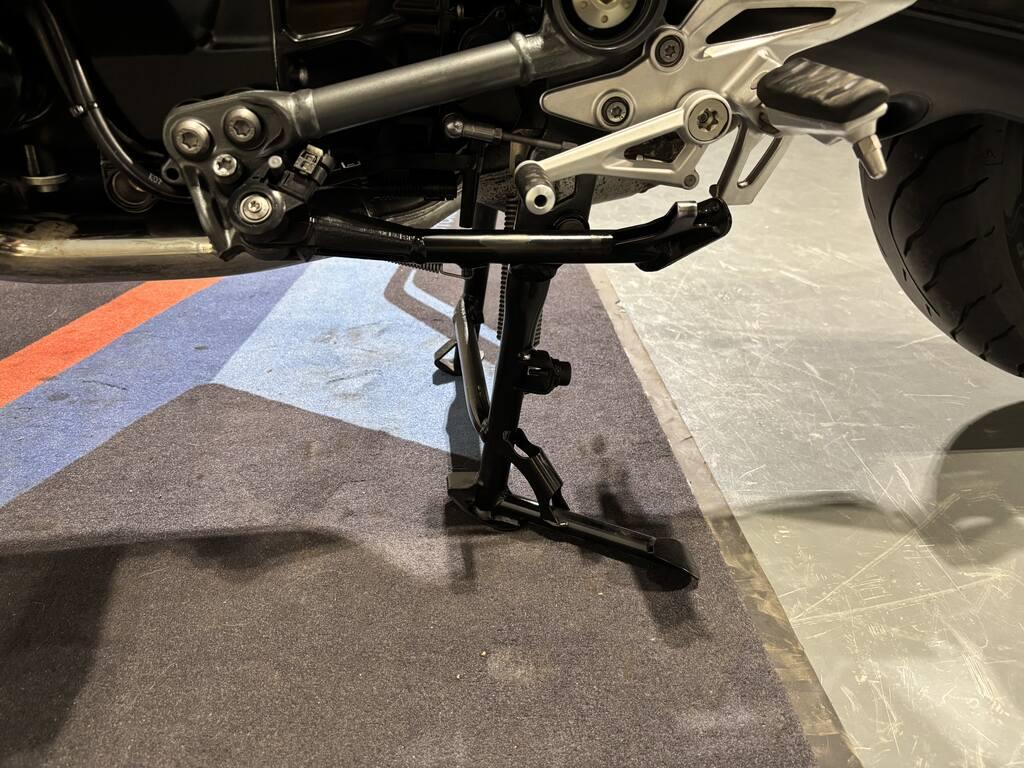 R 1250 R