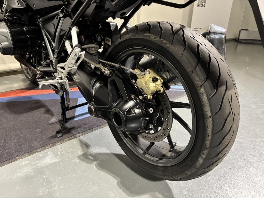 R 1250 R