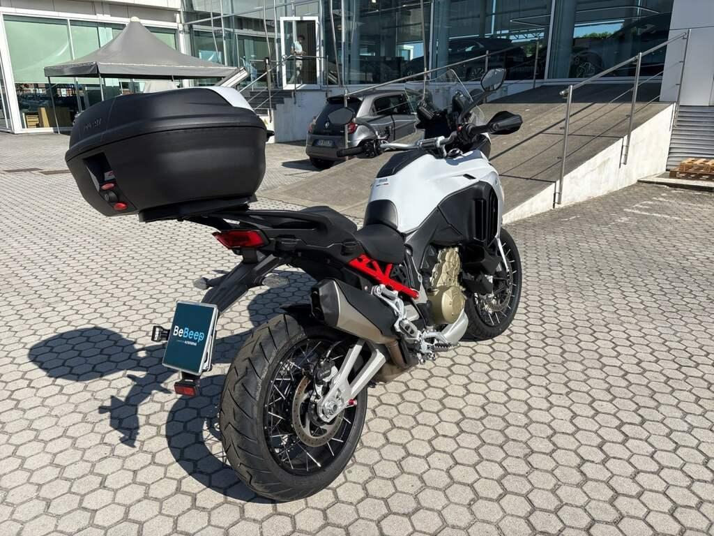 MULTISTRADA V4