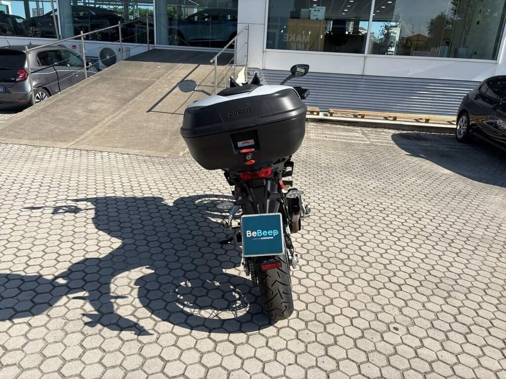 MULTISTRADA V4
