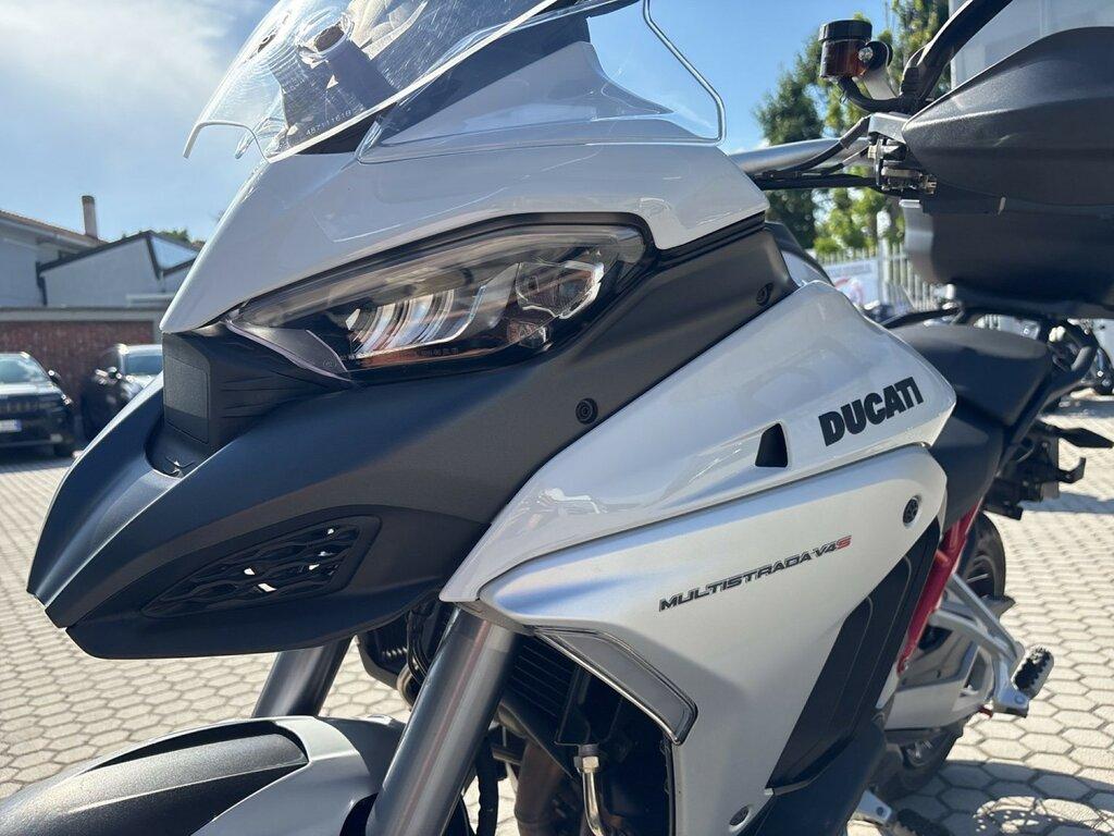 MULTISTRADA V4