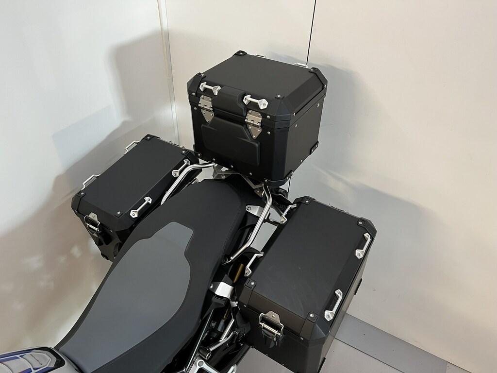 F 900 GS