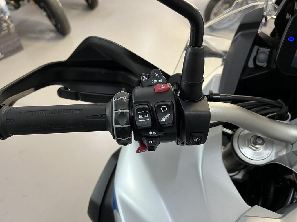 F 900 GS