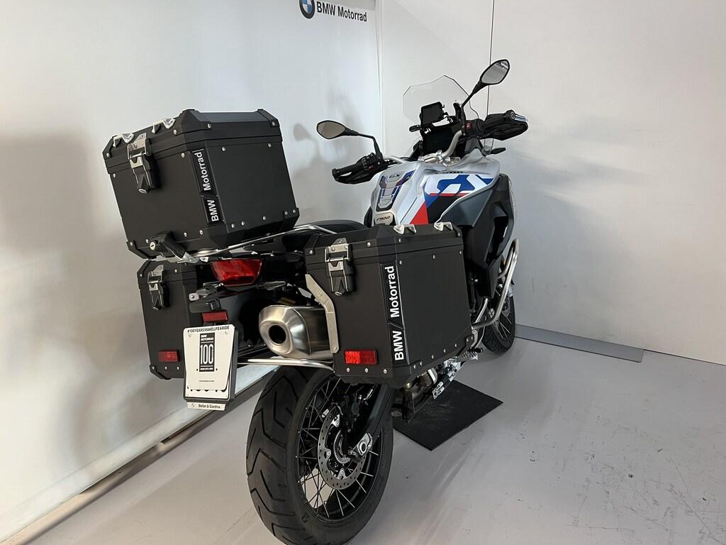 F 900 GS