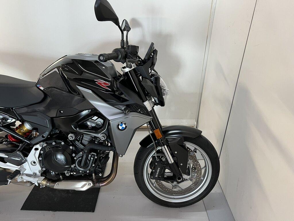 F 900 R