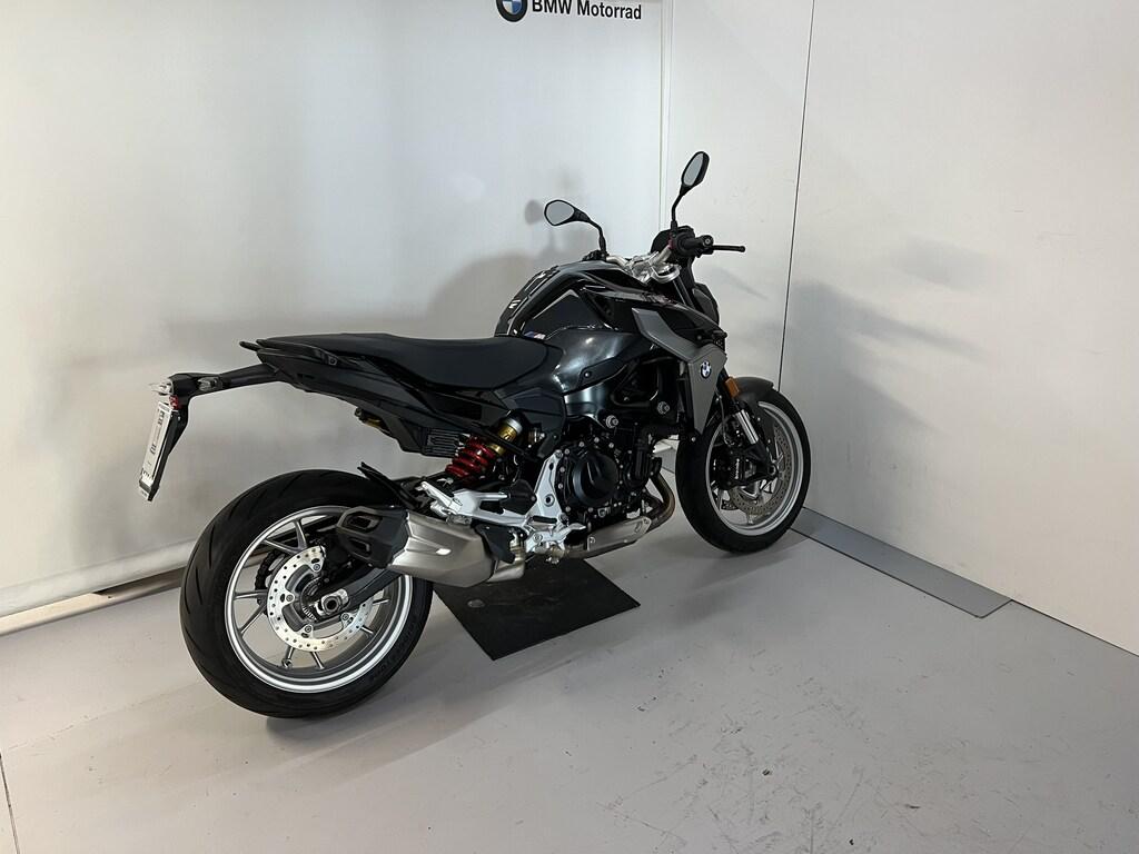 F 900 R