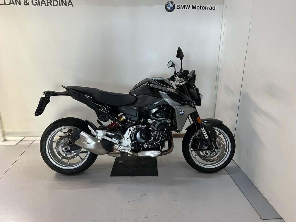 F 900 R