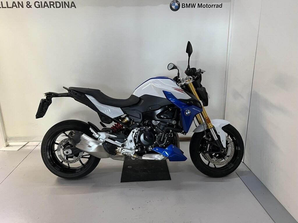 F 900 R