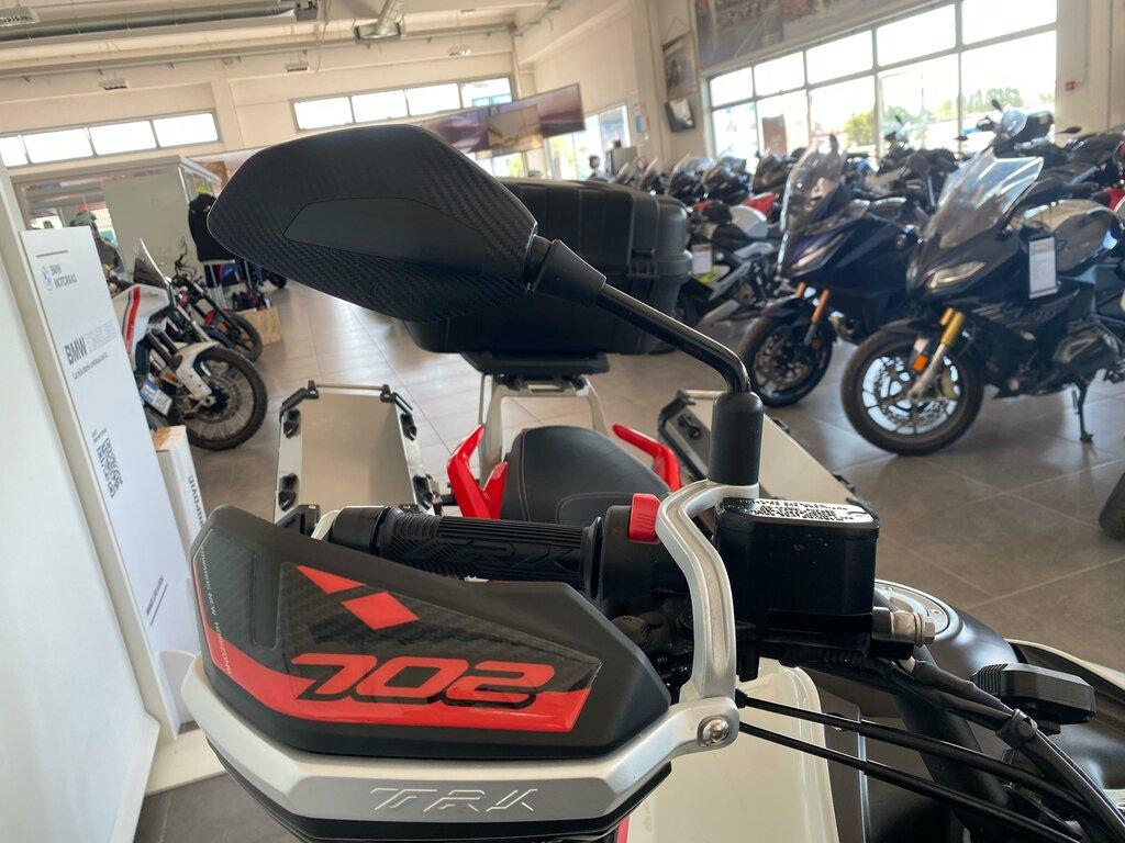 TRK 702