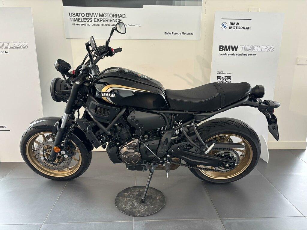 XSR 700