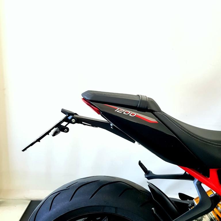 SPEED TRIPLE 1200