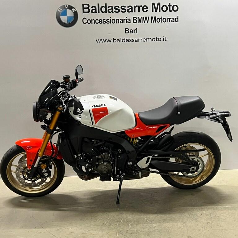 XSR 900