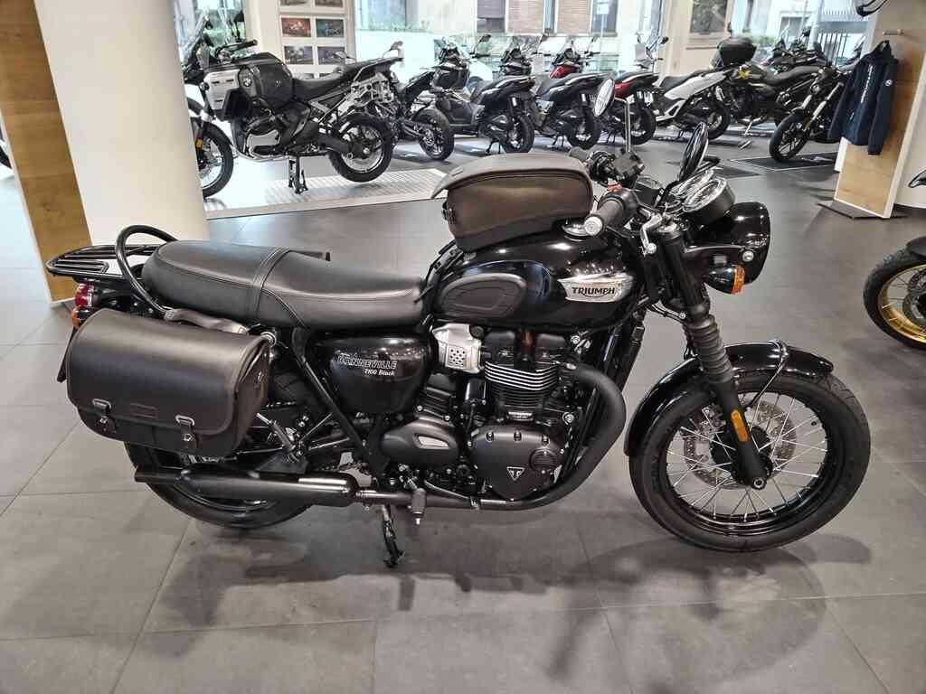 BONNEVILLE 900 T100