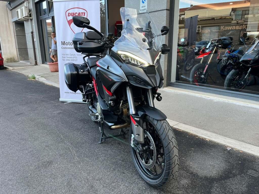 MULTISTRADA V4