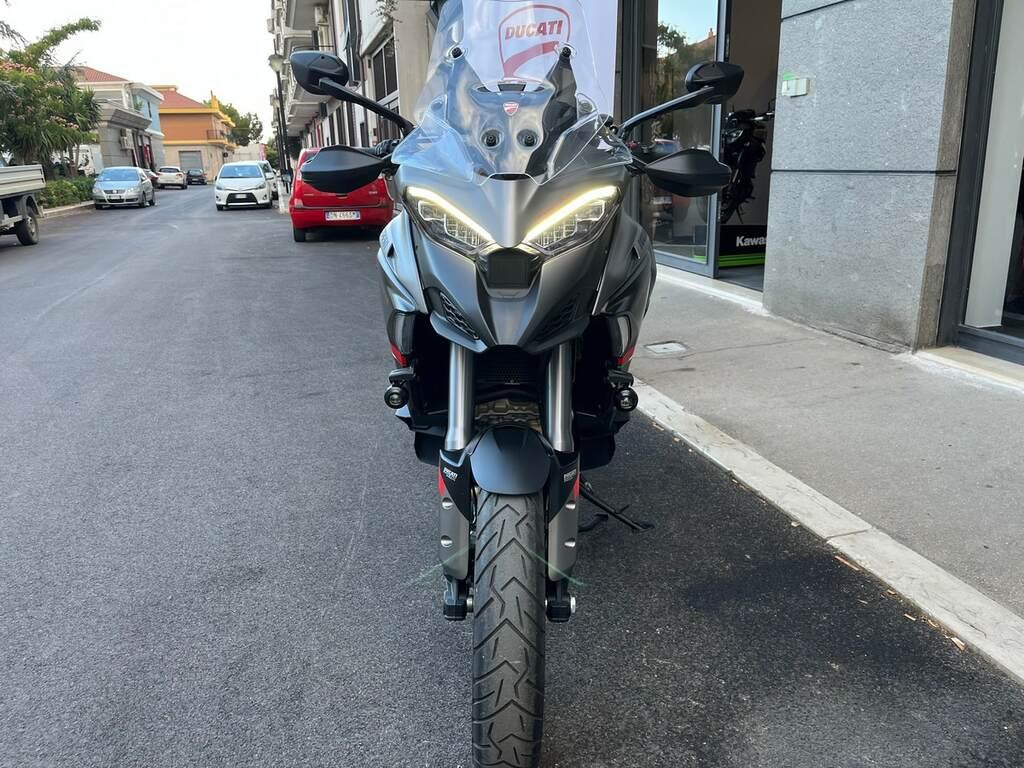 MULTISTRADA V4