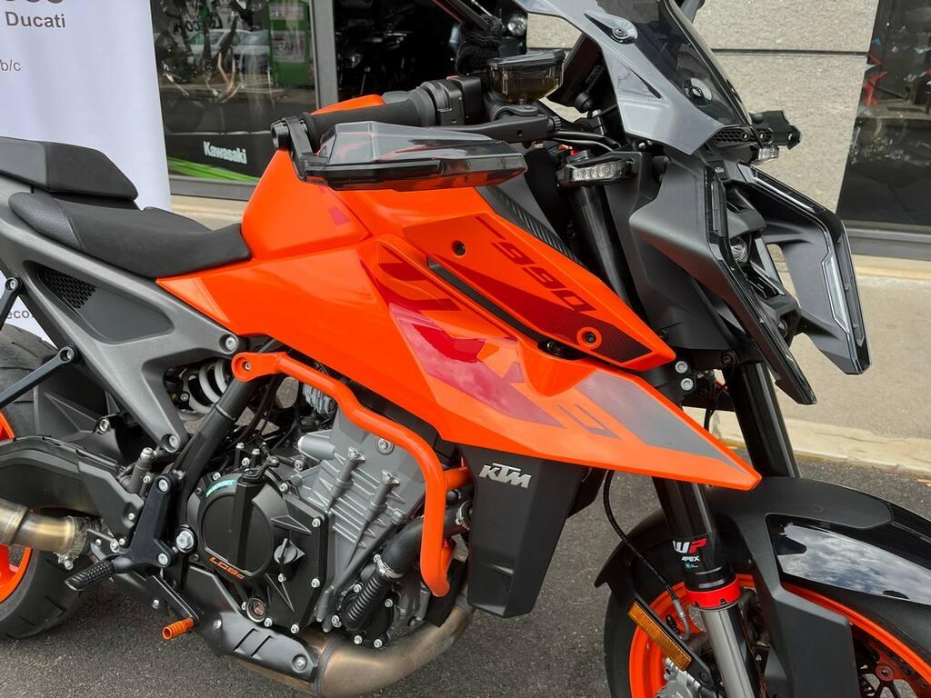 990 DUKE