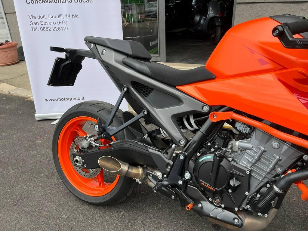 990 DUKE