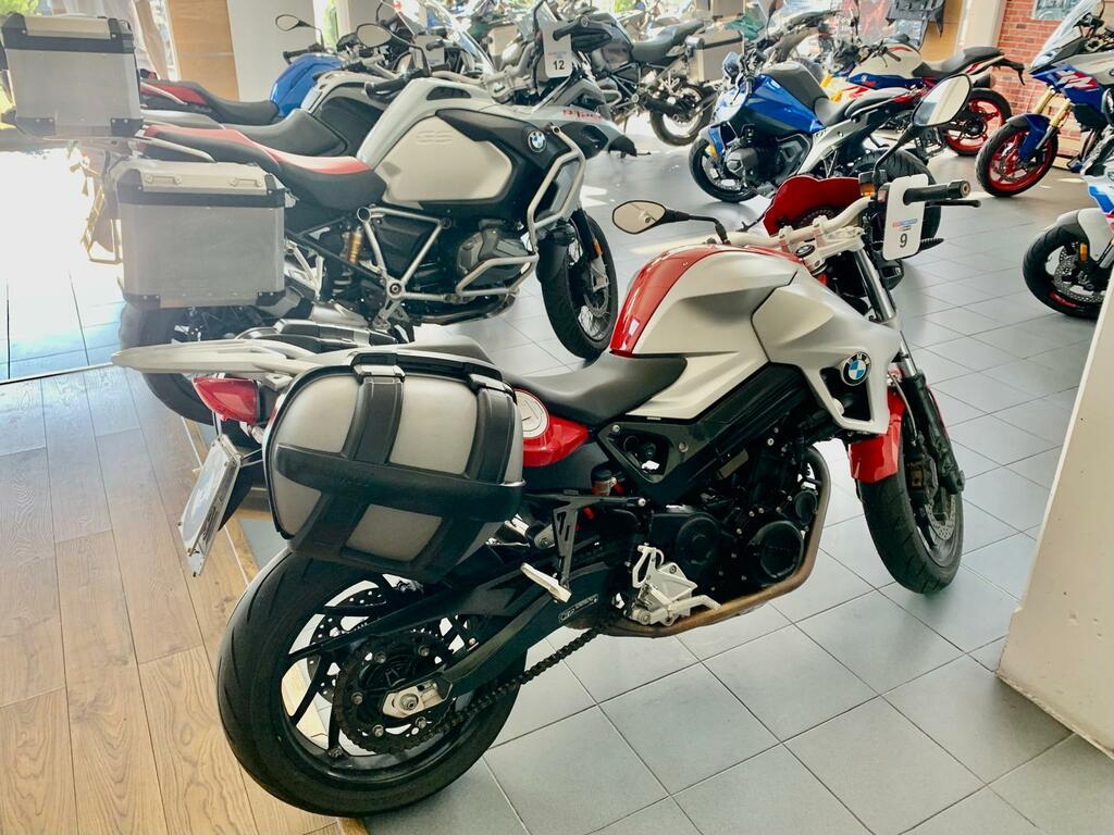 F 800 R