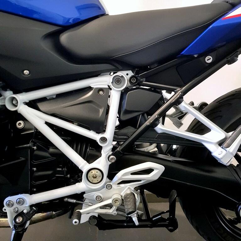 R 1250 R