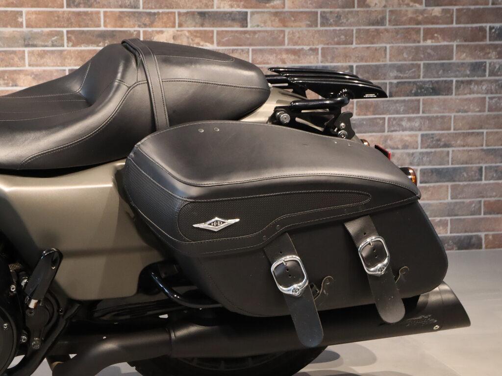 ROAD KING 1745