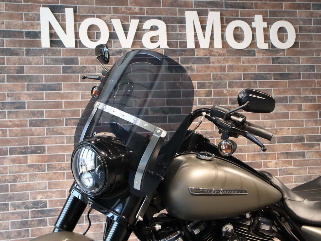 ROAD KING 1745