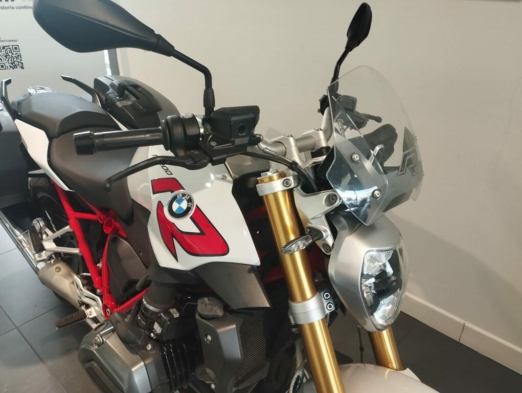 R 1200 R