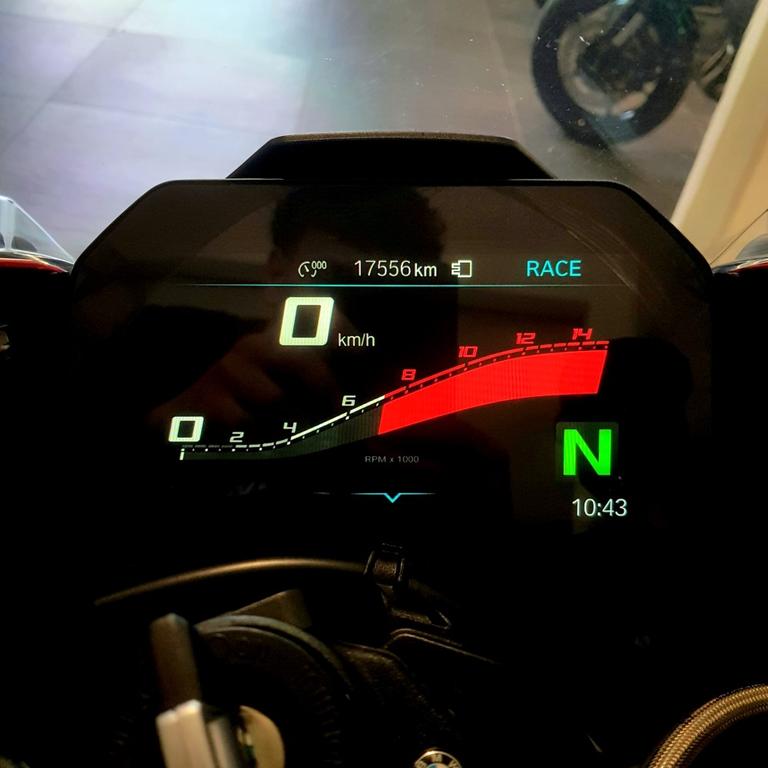S 1000 RR