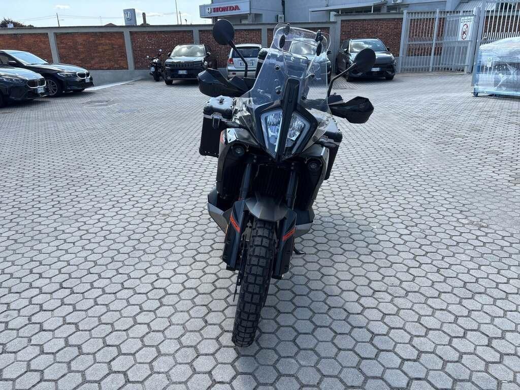 890 ADVENTURE