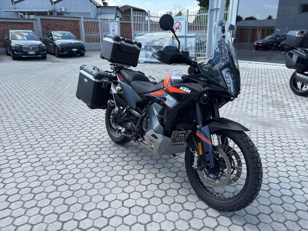 890 ADVENTURE