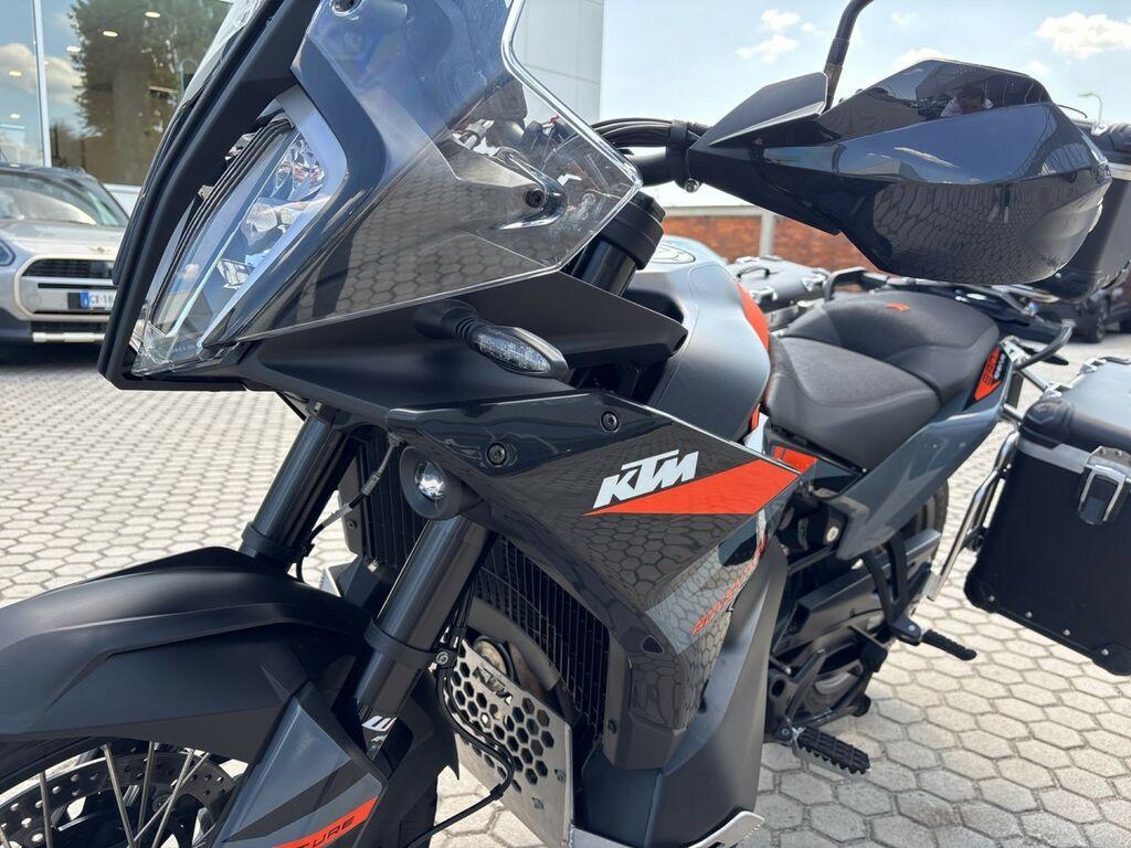 890 ADVENTURE