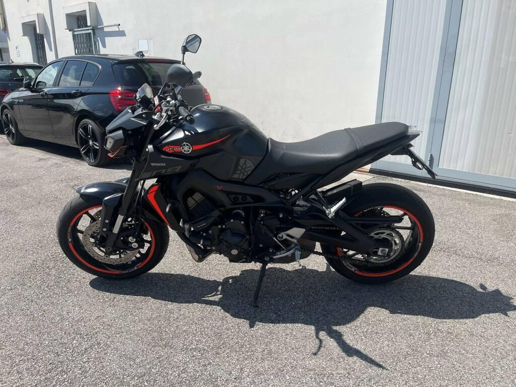 MT-09 850