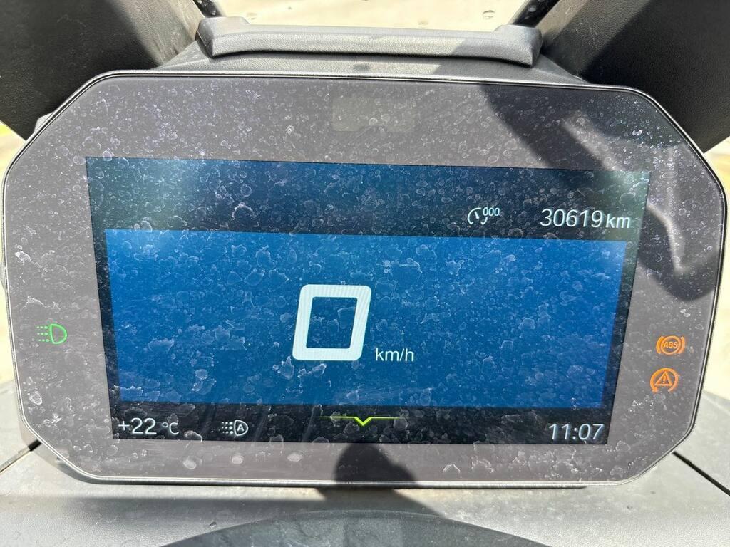 C 400 X