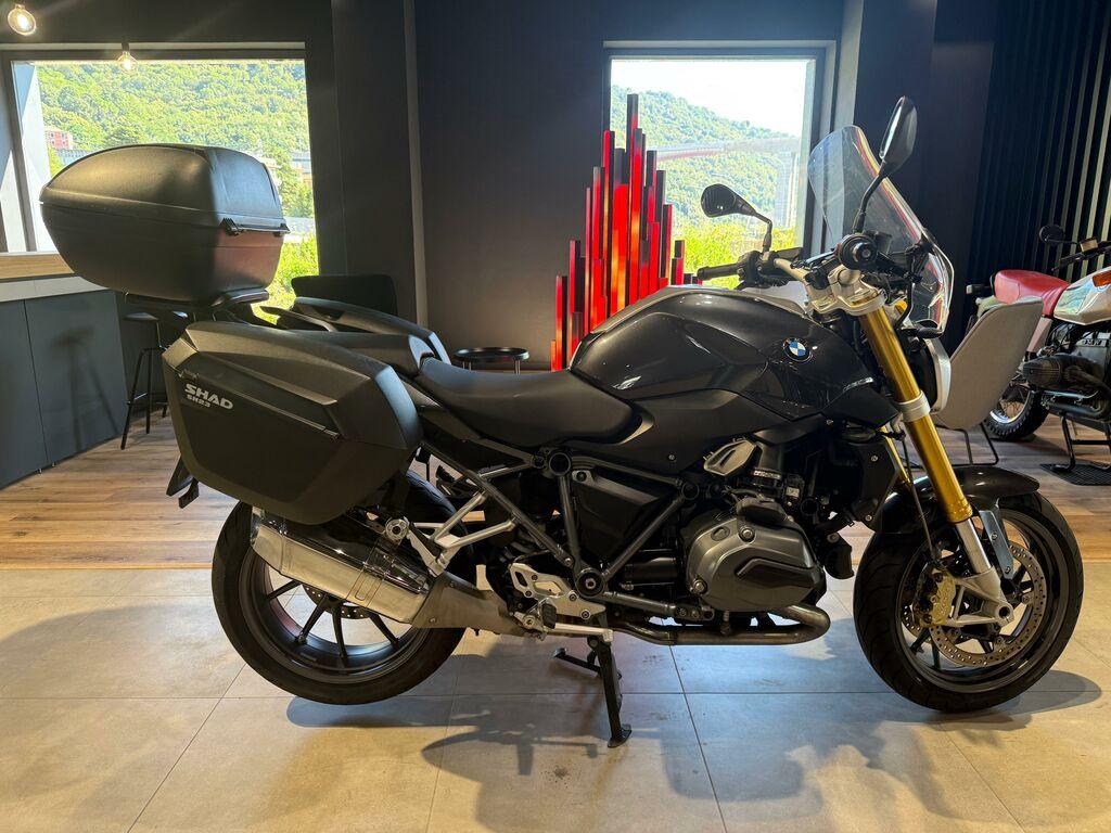 R 1200 R