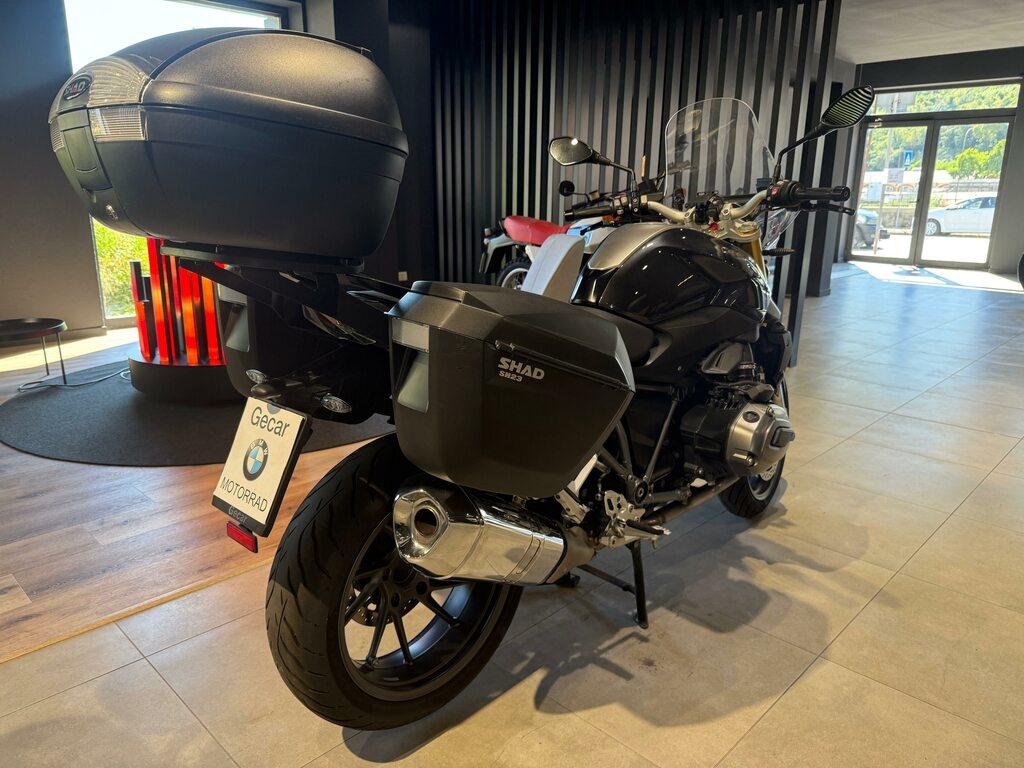 R 1200 R