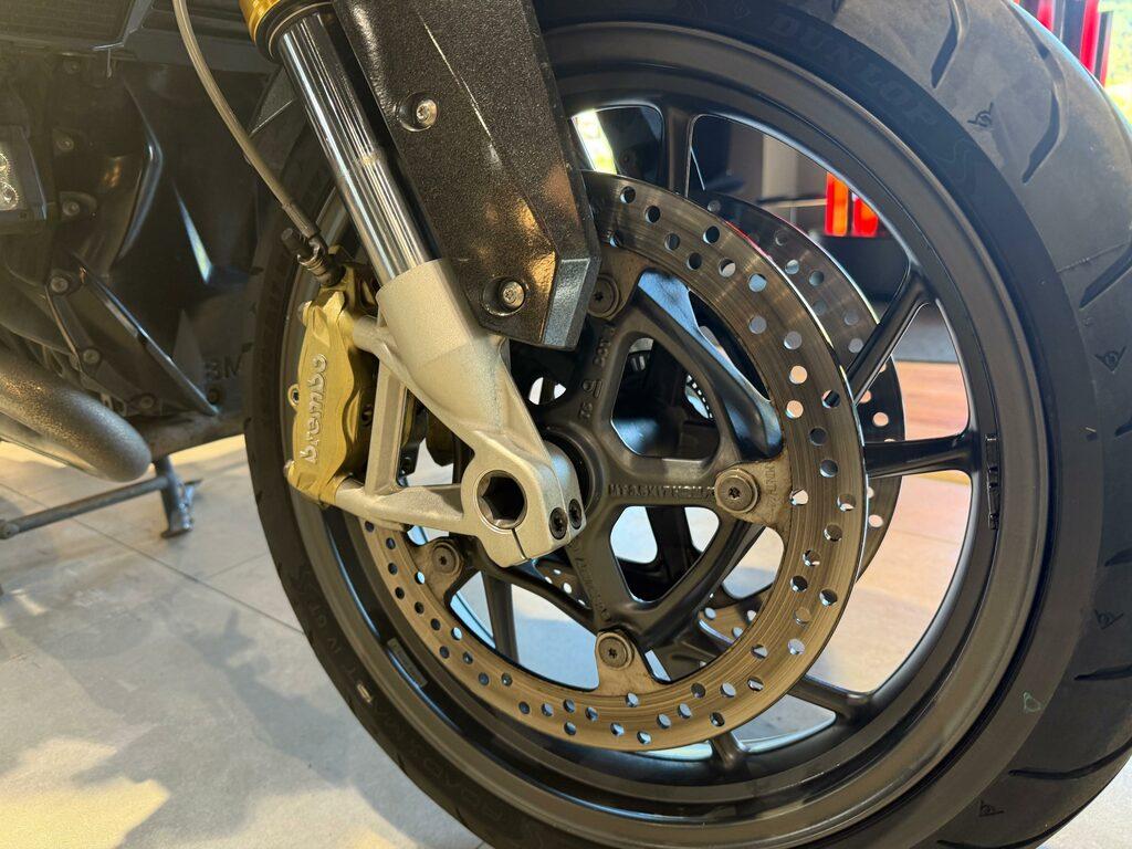 R 1200 R