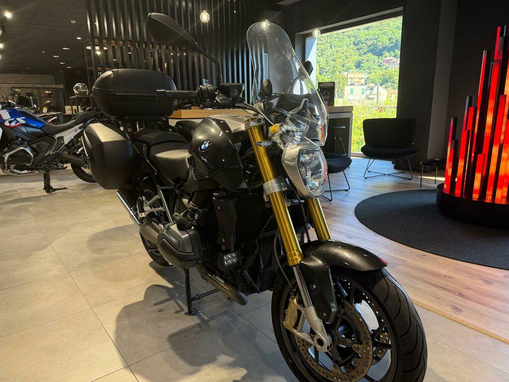 R 1200 R