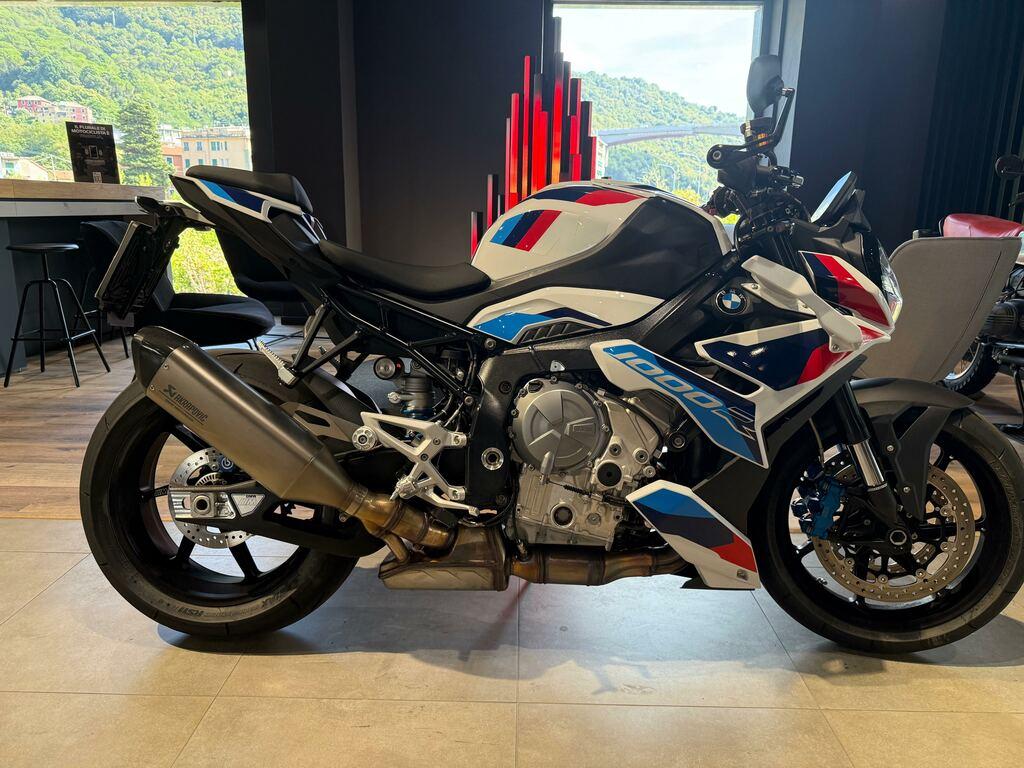 M 1000 R
