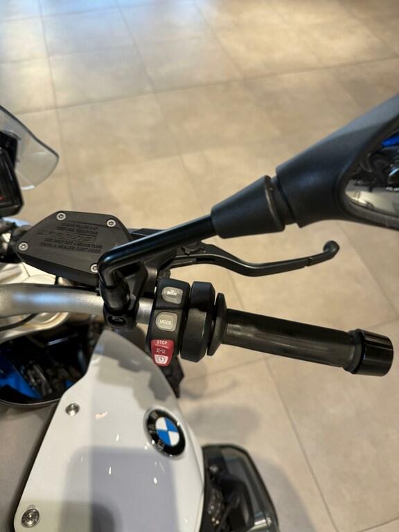 R 1200 R