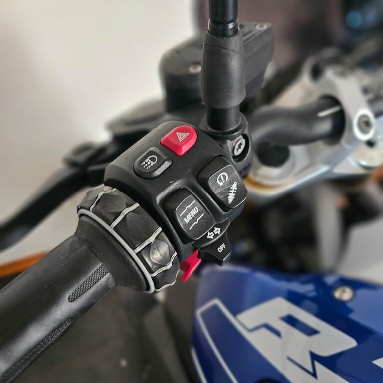 R 1250 R