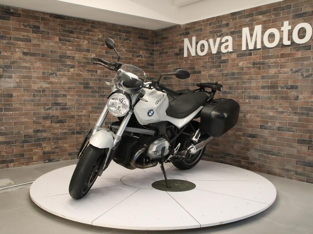 R 1200 R