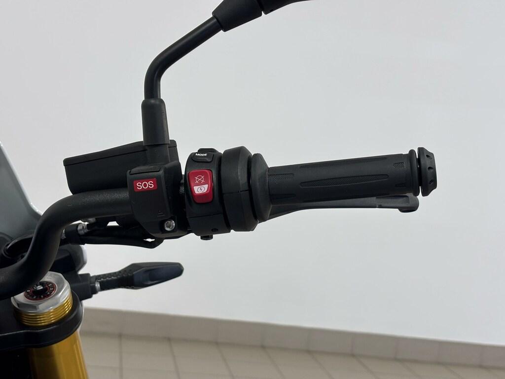 R12 G/S