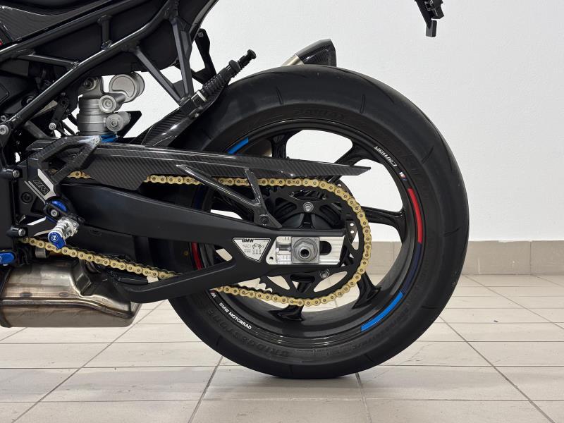 M 1000 R