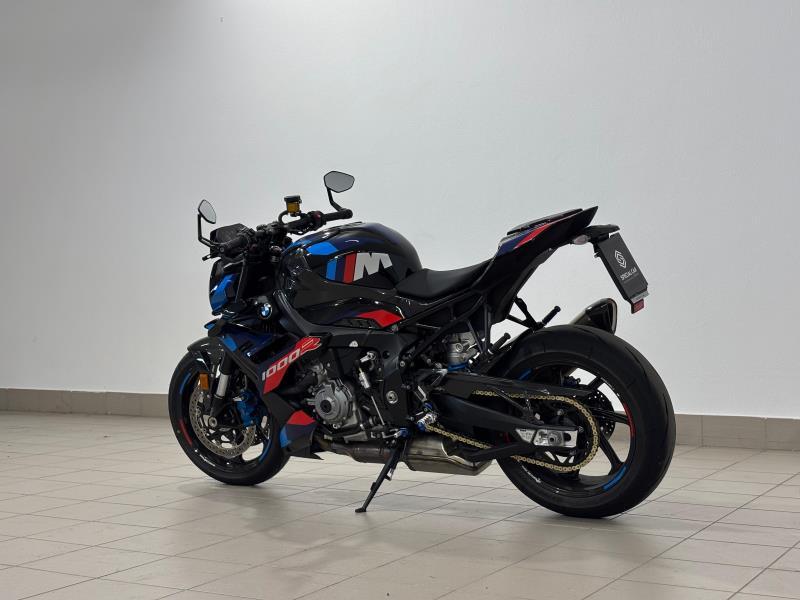 M 1000 R