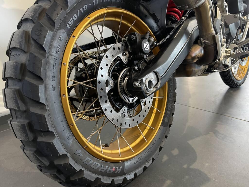 F 900 GS