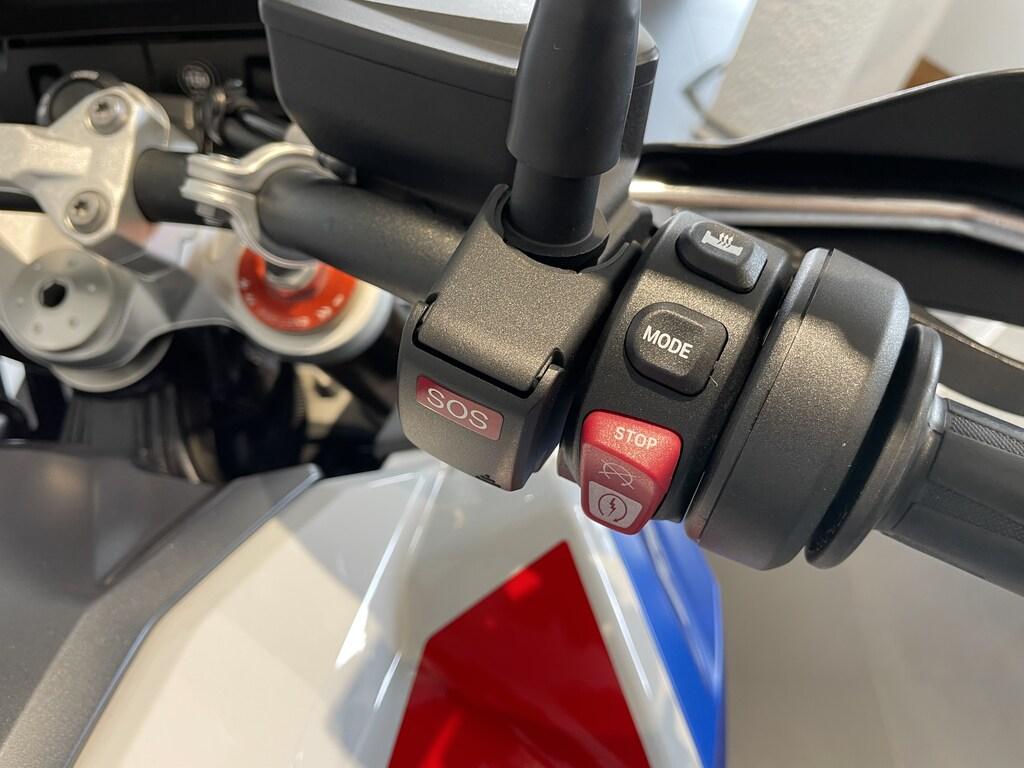 F 900 GS