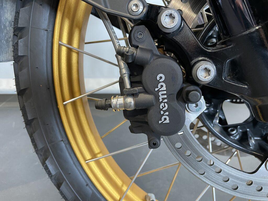 F 900 GS