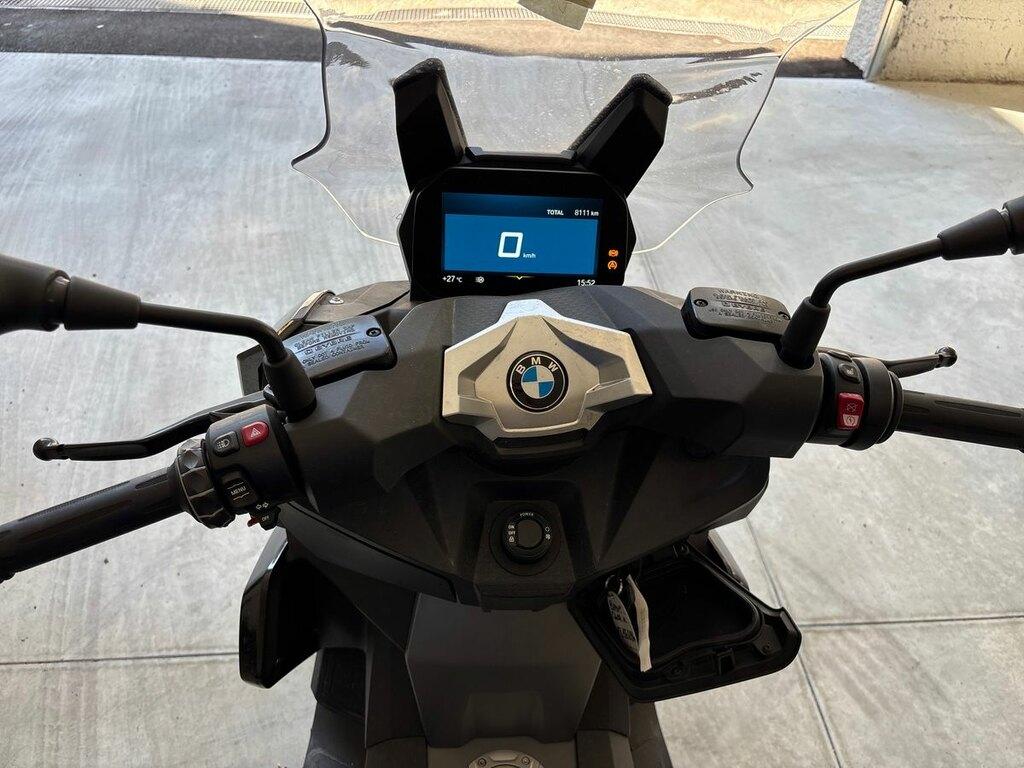 C 400 X